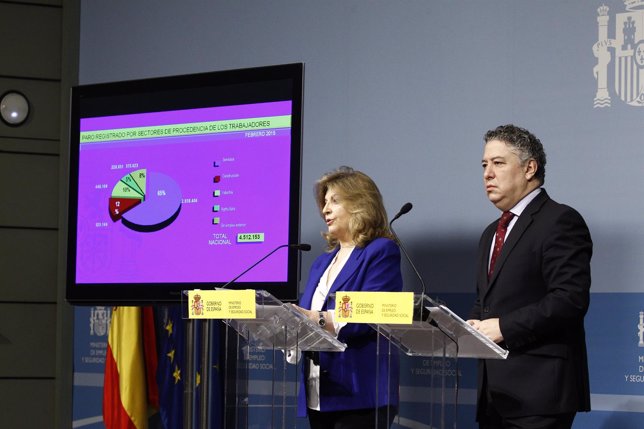 Engracia Hidalgo y Tomás Burgos presentan los datos del paro