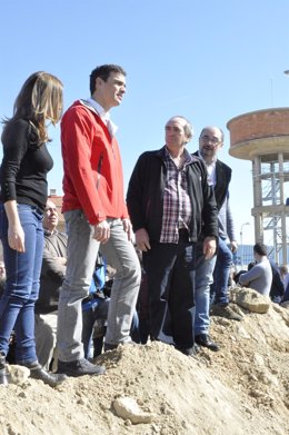 Sánchez (PSOE) en una mota de Pradilla