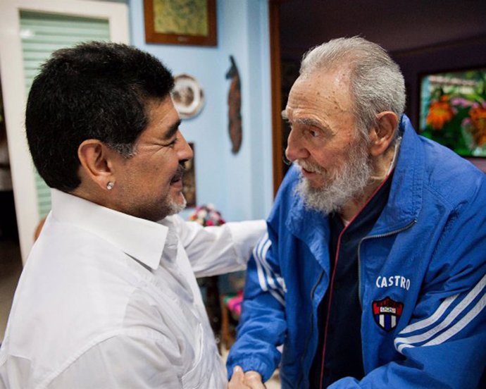 Diego Armando Maradona con Fidel Castro