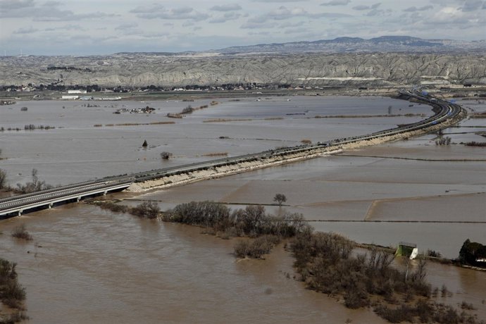 Crecida extraordinaria del Ebro en febrero y marzo de 2015