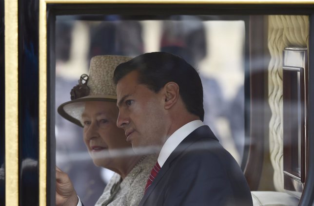 Peña Nieto y la reina Isabel II