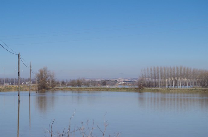 Crecida del Ebro a su paso por Alagón (Zaragoza)