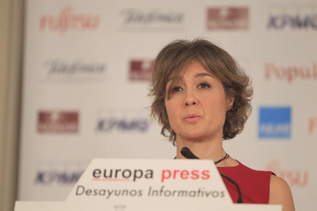 Isabel García Tejerina en los Desayunos de Europa Press