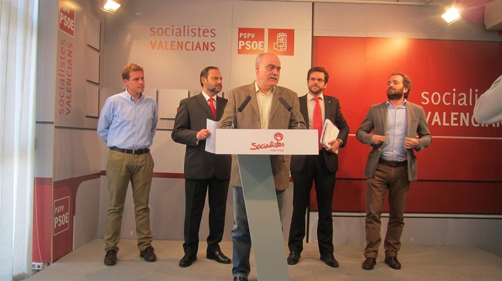Alonso, Ábalos, Ranz, Cerdà y Alonso en rueda de prensa