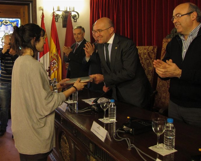 Entrega de la beca de Artes Plásticas de la Diputación de Valladolid