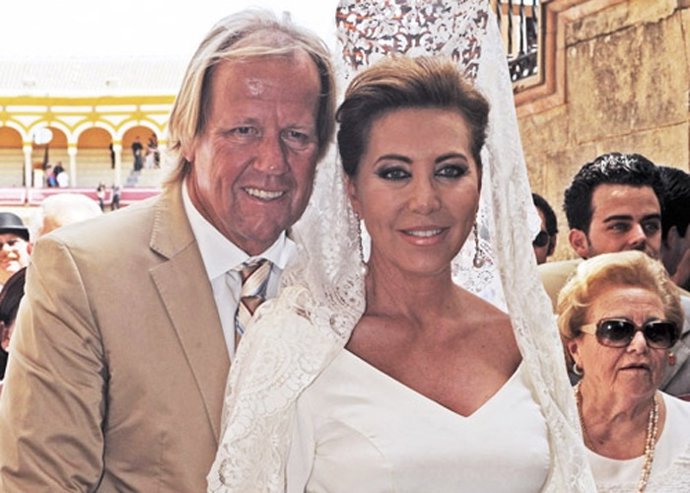 Norma Duval y Matrhias Kühn preparan boda en Tagomago