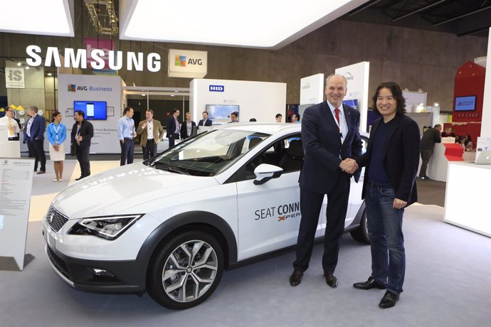 Jürgen Stackmann analiza con Samsung innovaciones para la conectividad total