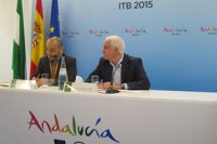 Andalucía refuerza su alianza con el grupo FTI, que prevé aumentar un 5% la llegada de turistas alemanes