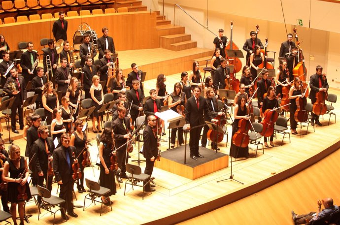 La Orquestra Filharmònica de la UV inicia una gira por Castilla y León