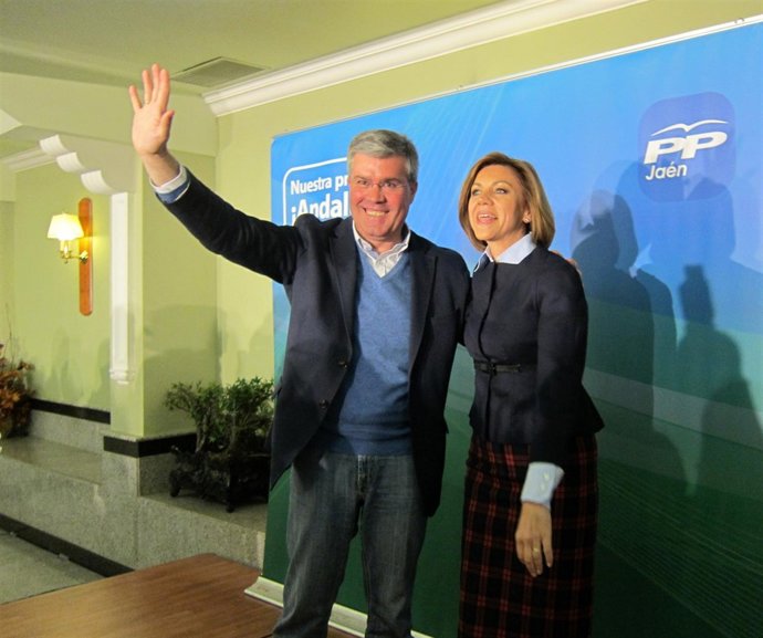 José Enrique Fernández de Moya y María Dolores de Cospedal.