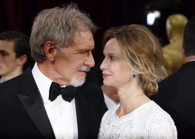 Harrison Ford y Calista Flockhart en los Globos de Oro 2014