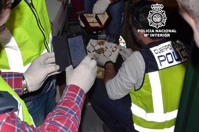 Detenido un trabajador de los juzgados de Ourense por robos.