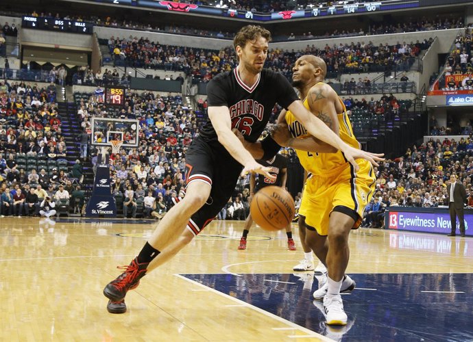 Pau Gasol NBA Chicago Bulls Indiana Pacers