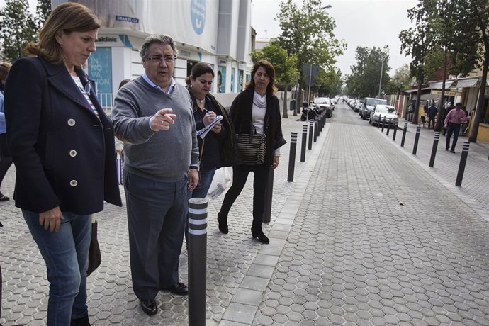 El alcalde de Sevilla, Juan ignacio Zoido, durante su visita 