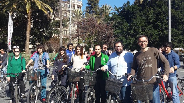Bicicletada de juventudes socialistas
