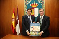 Firmado un protocolo de intervención con menores y adolescentes