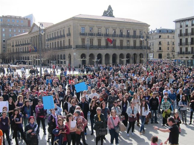 Manifestación en Pamplona con motivo de la conmemoración del Día de la Mujer
