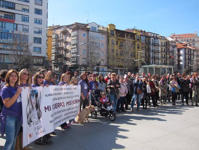 Marcha del Día de la Mujer en Santander 