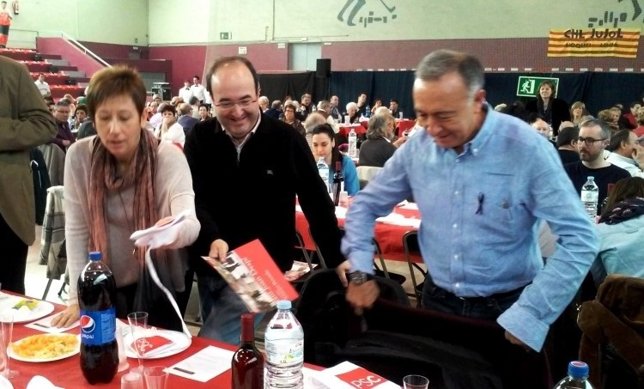 Iceta en un acto del PSC en Sant Joan Despí