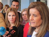 Báñez considera que Andalucía tiene la "gran oportunidad" de "apostar por ideas nuevas y proyectos claros"