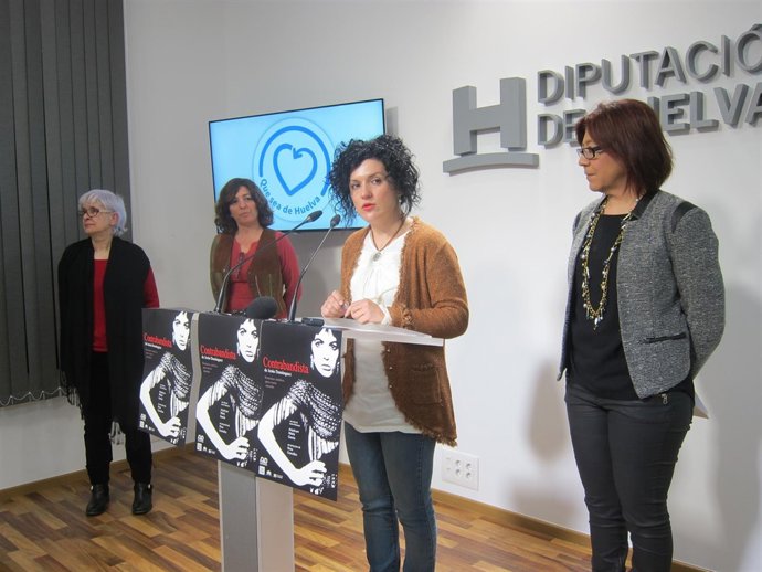 La diputada del Área Metropolitana, María Eugenia Limón. 