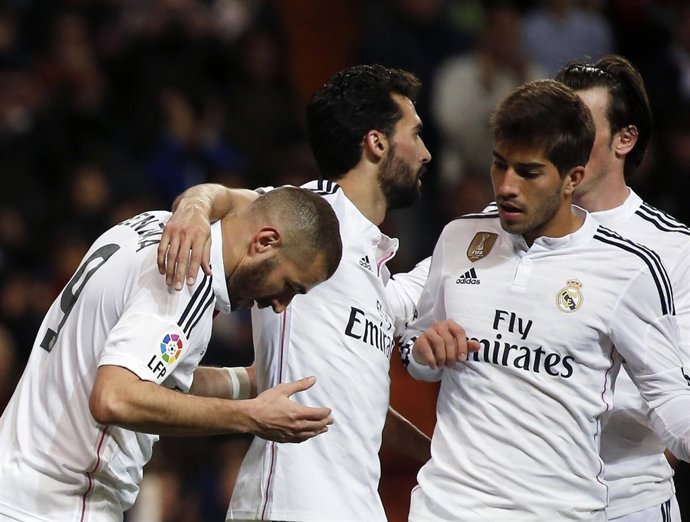 Lucas Silva, Benzema y Arbeloa (Real Madrid)
