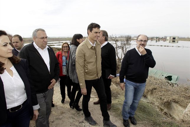 Lambán y Pedro Sánchez (PSOE) en Boquiñeni tras la crecida del Ebro