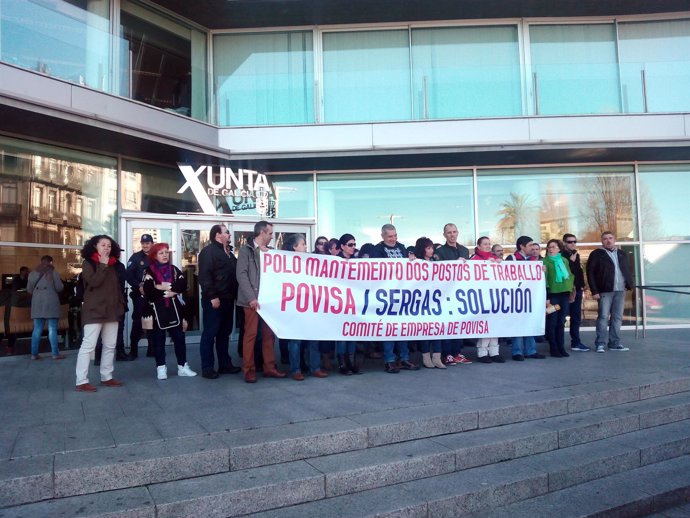 Protesta Povisa en la Xunta