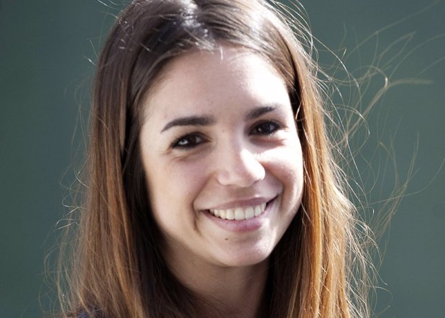 Elena Furiase recupera la sonrisa en su 27 cumpleñaos 