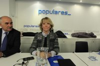 Esperanza Aguirre someterá a audiencia pública a los miembros de su lista