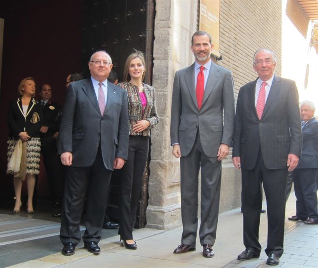 Don Felipe y Doña Letizia, a su llegada al Museo Goya. Colección Ibercaja