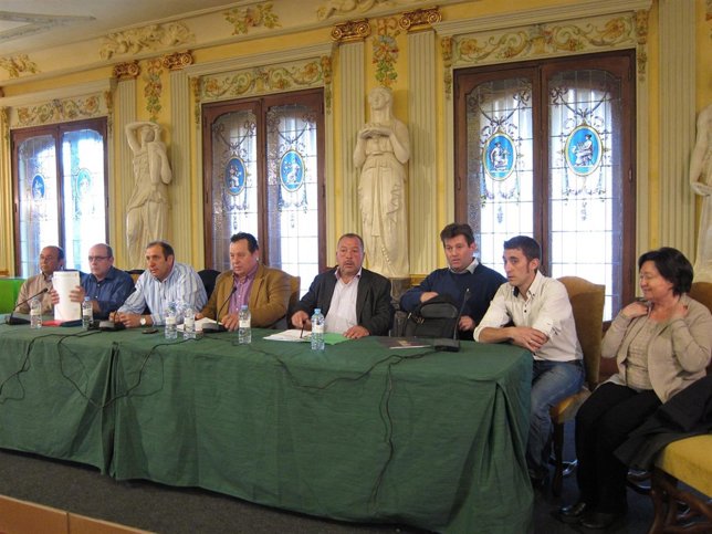 Miembros de la plataforma de afectados por las riadas