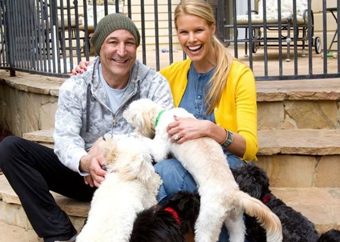 Adiós a Sam Simon, co-creador de Los Simpsons: una vida dedica a los animales