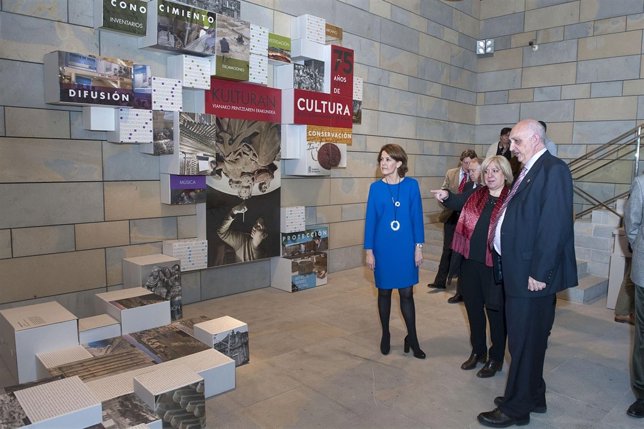 Dos muestras conmemoran el 75 aniversario de la Institución Príncipe de Viana.