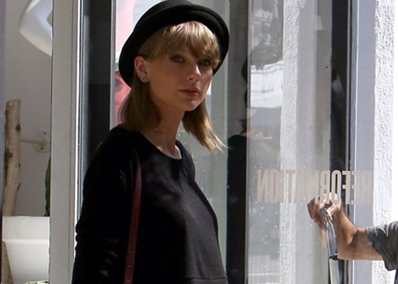 Taylor Swift Luce Sus Piernas De 40 Millones Por Los Ángeles