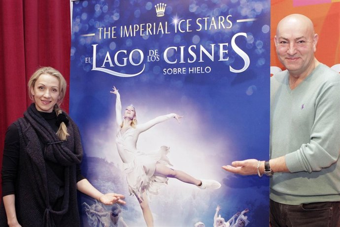 Presentación de 'El Lago de los cisnes sobre hielo'