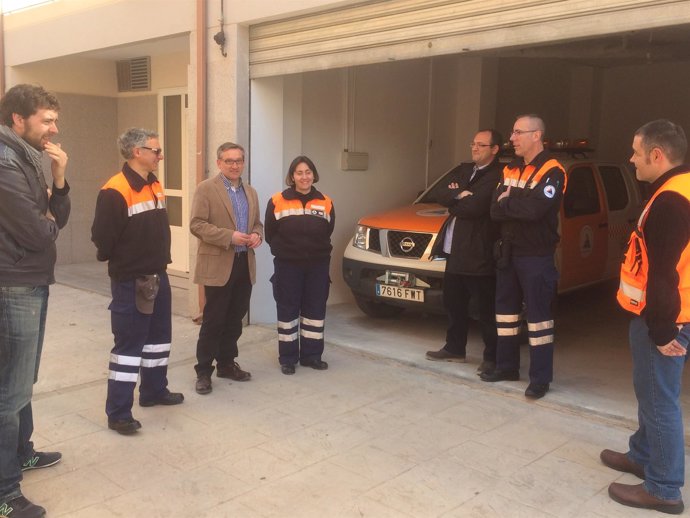 Joaquín Juste visita la nueva sede de Protección Civil en Teruel