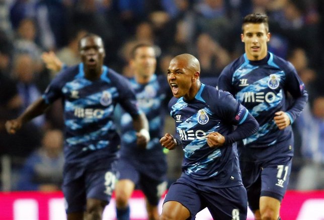 Brahimi celebra un gol con el Oporto en Liga de Campeones
