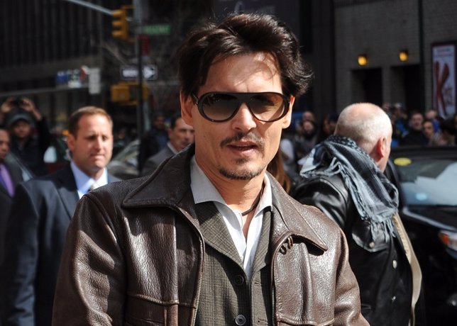 Johnny Depp lesionado de una mano en la grabacion de Piratas del caribe 