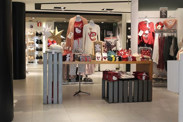 Tienda, Ropa
