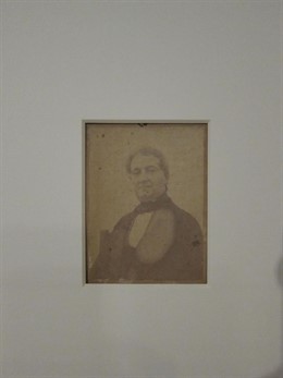 Primera fotografía realizada en papel a partir de un calotipo en España.