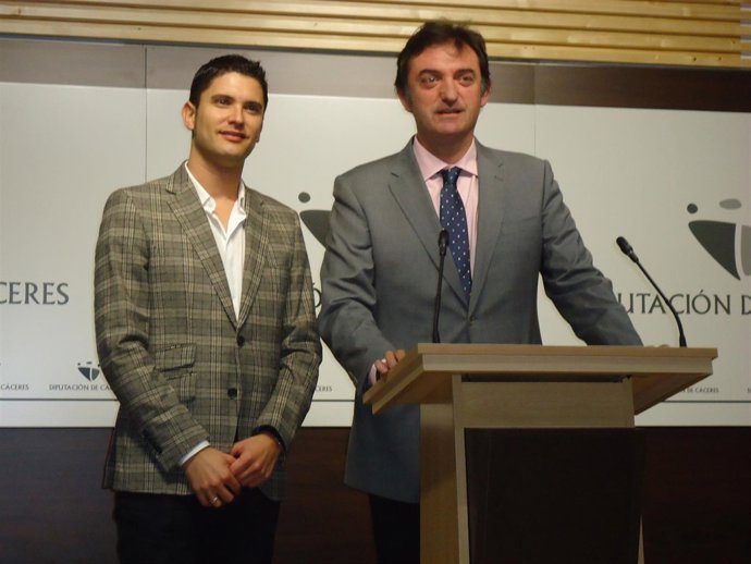 Convenio Diputación de Cáceres y Federación regional de Folklore