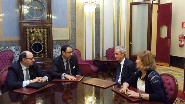 Reunión entre el alcalde de Palencia y Pedro Morenés. 