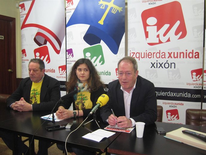 Karelis Contreras, en el centro