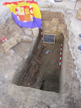 Fosa común abierta en el cementerio de Almería