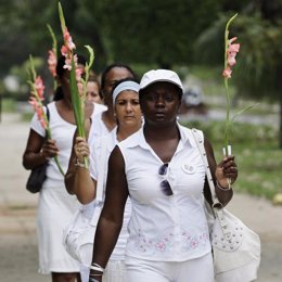 Damas De Blanco En Cuba
