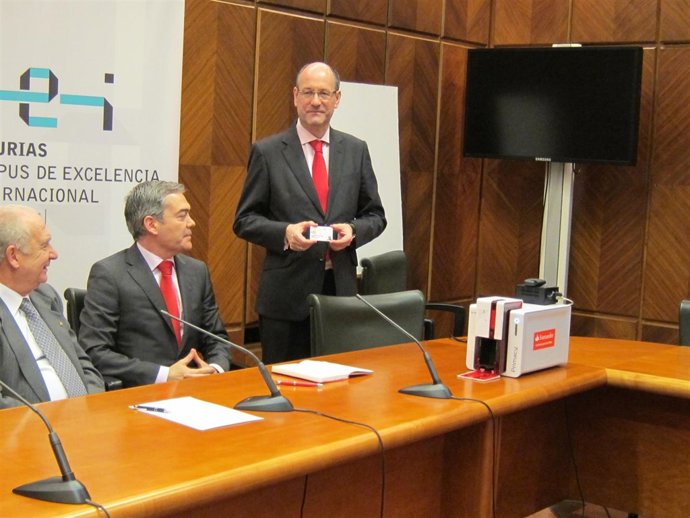 Carné universitario de la Universidad de Oviedo