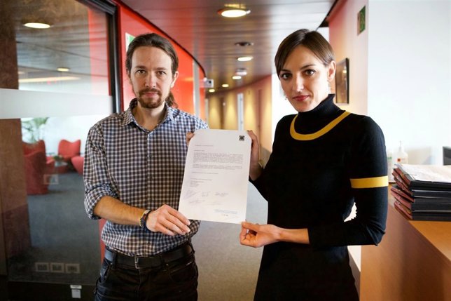 Pablo Iglesias y Lola Sánchez en el PE