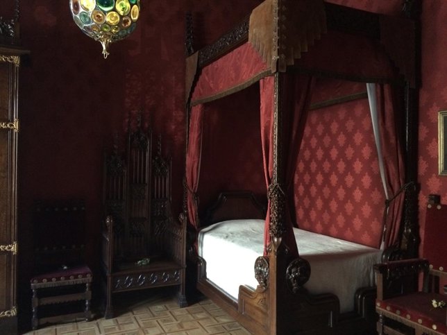 Presentación del interior modernista de la Casa Amatller de Barcelona