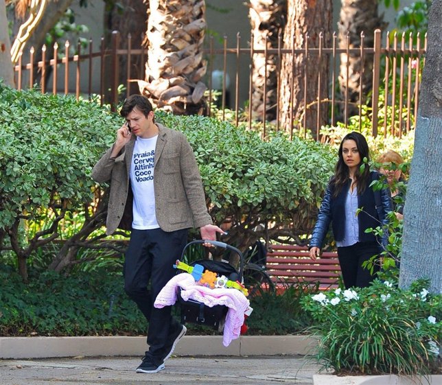 Mila and Ashton Take Baby Wyatt Out with the Grandparents